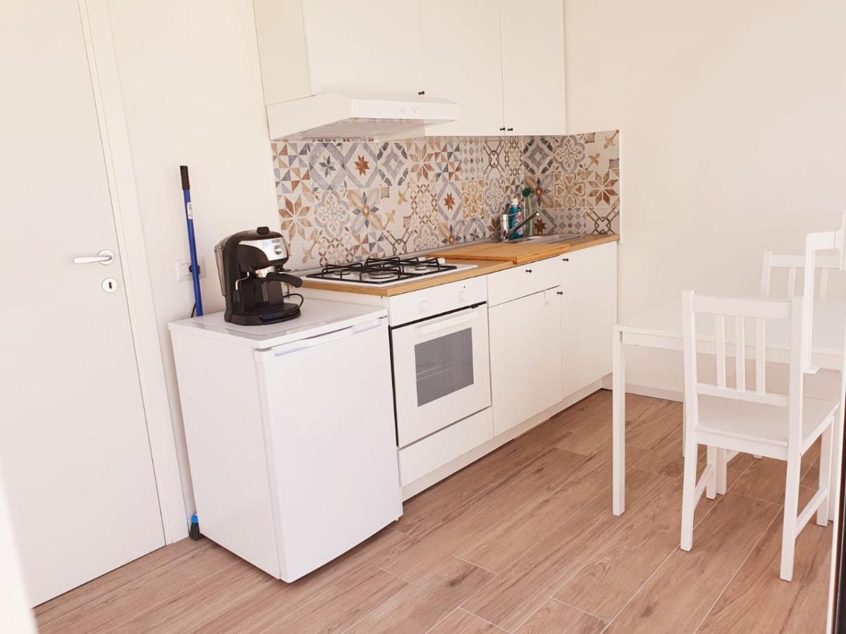 Beach Apartments Марина ди Рагуса Екстериор снимка