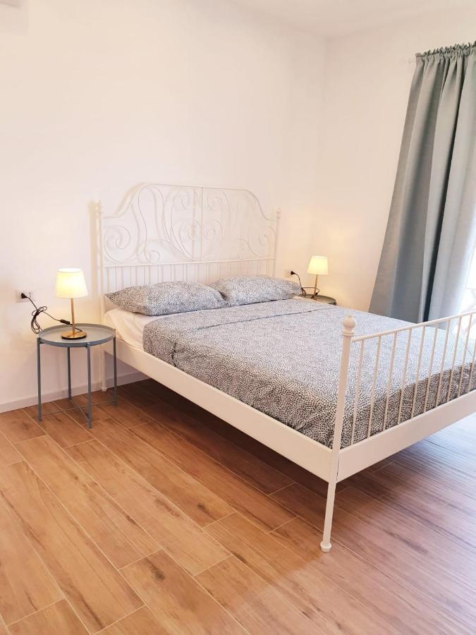 Beach Apartments Марина ди Рагуса Екстериор снимка