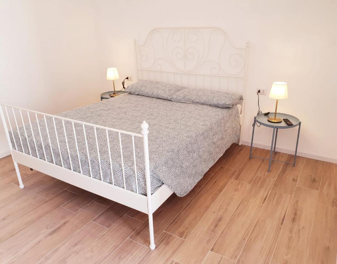 Beach Apartments Марина ди Рагуса Екстериор снимка
