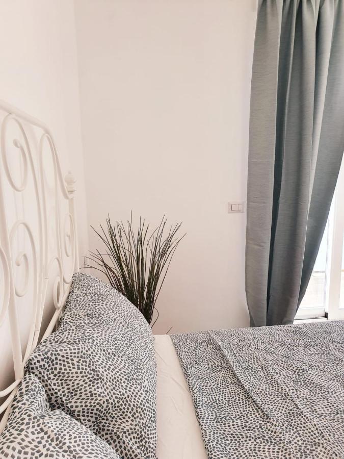 Beach Apartments Марина ди Рагуса Екстериор снимка